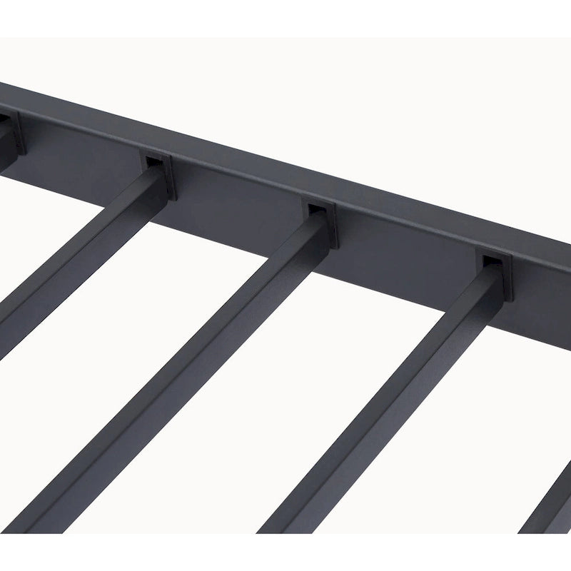 Metall-Hochbett in Full-Größe mit L-förmigem Schreibtisch, LED-Beleuchtung und Ladehalterung
