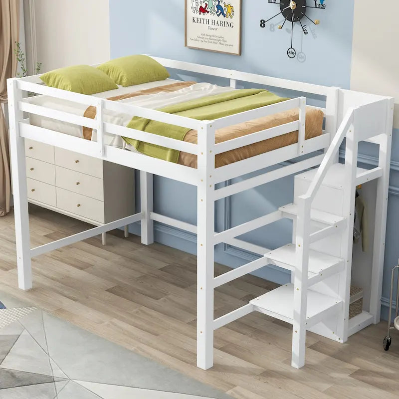 Hochbett in voller Größe mit integriertem Kleiderschrank und Treppe