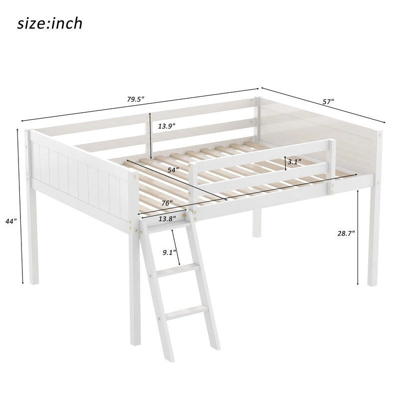Niedriges Holzh Hochbett in voller Größe mit Leiter