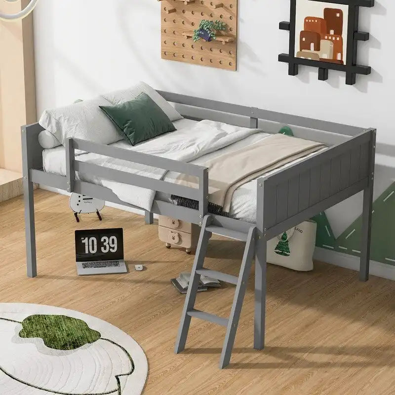 Letto a soppalco basso in legno matrimoniale con scala