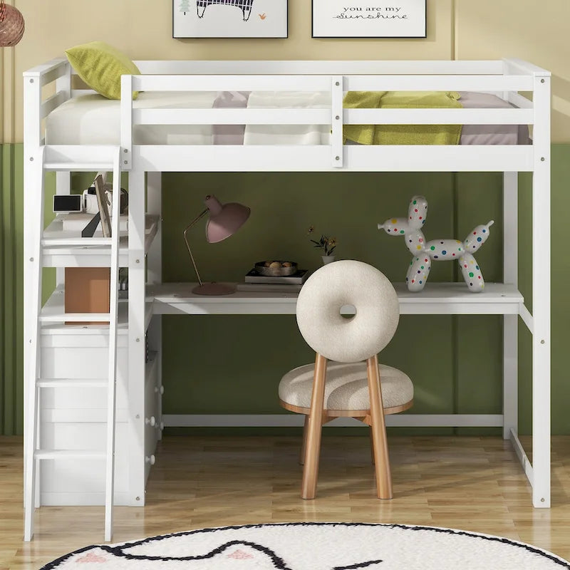 Hochbett mit Schreibtisch und Regalen, zwei integrierten Schubladen